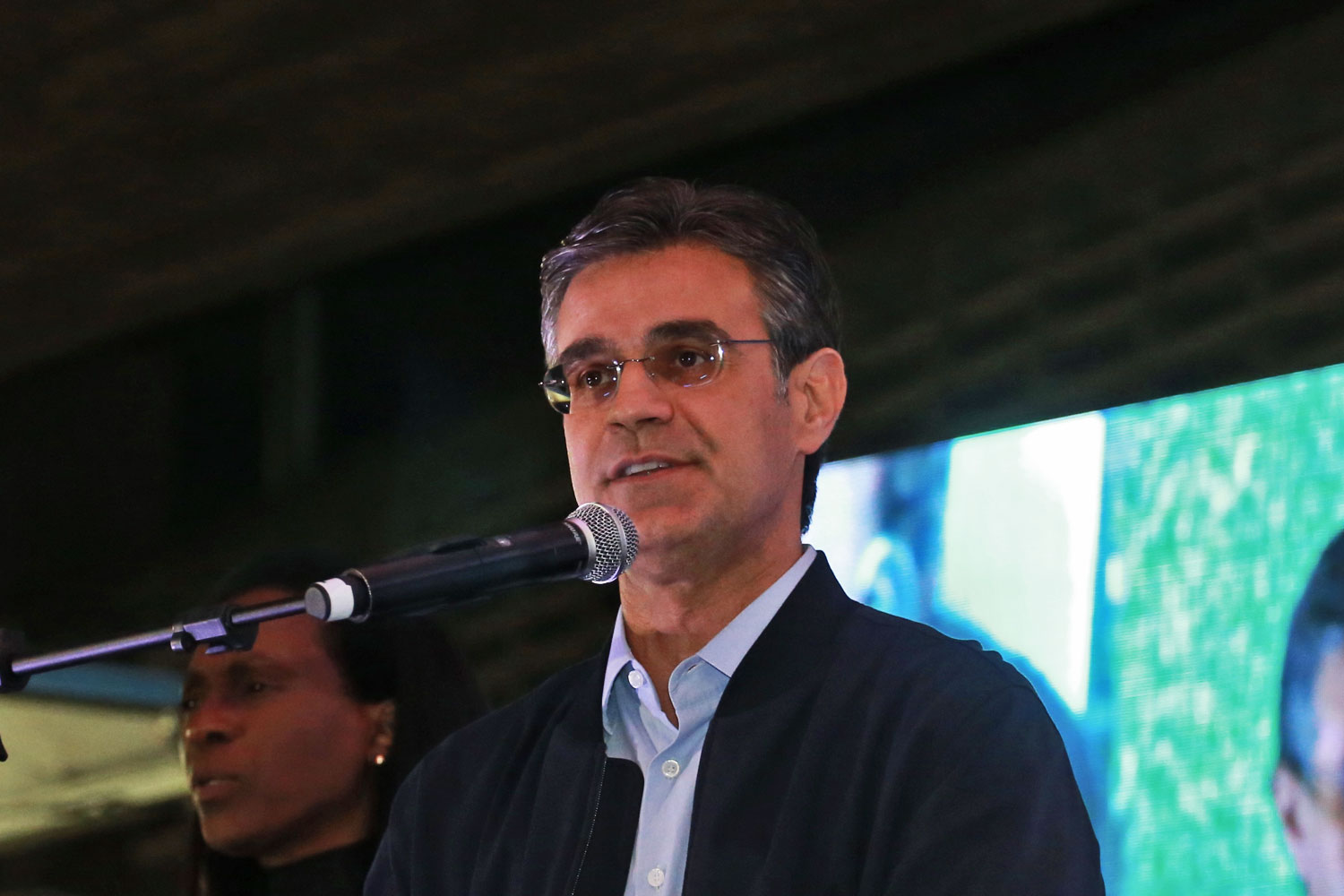 Rodrigo Garcia recebe título de cidadão itapeviense na inauguração