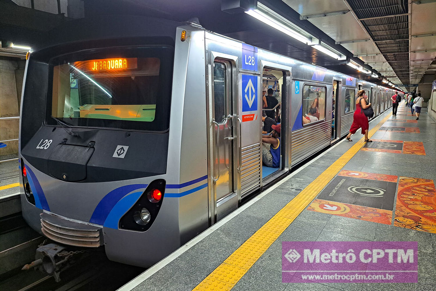 Durante período de férias escolares, quatro linhas de ônibus de