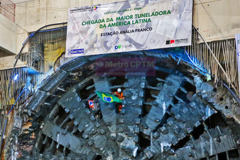 Tuneladora Cora Coralina em Anália Franco