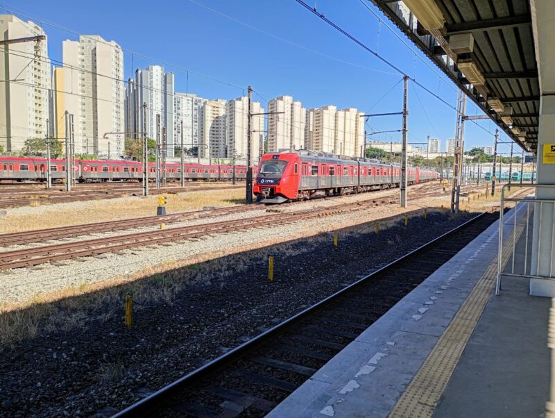 Trem da Série 7500 preparado para a devolução (Anderson AC)