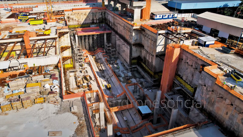 O corpo da estação Penha da Linha 2-Verde já está recebendo a concretagem dos pisos intermediários