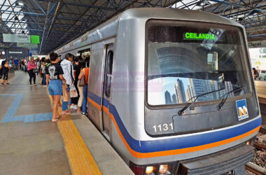 Trem da Série 1000 do Metrô-DF