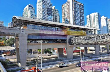 Estação Vereador José DIniz com os primeiros módulos de portas de plataforma