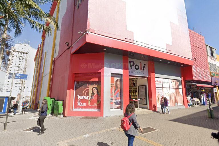 Poli Shopping, no centro de Guarulhos, é um dos imóveis que darão lugar à Linha 19 (Google)