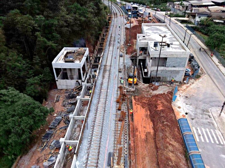 Obras da Estação Ambuitá (Erik Oliveira)