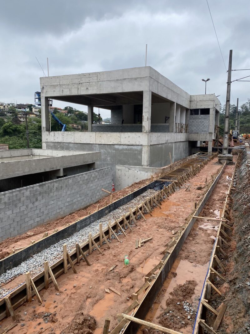 Obras da Estação Ambuitá (Erik Oliveira)