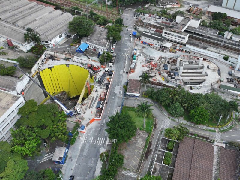 Estação Agua Branca da Linha 6-Laranja (LinhaUni)