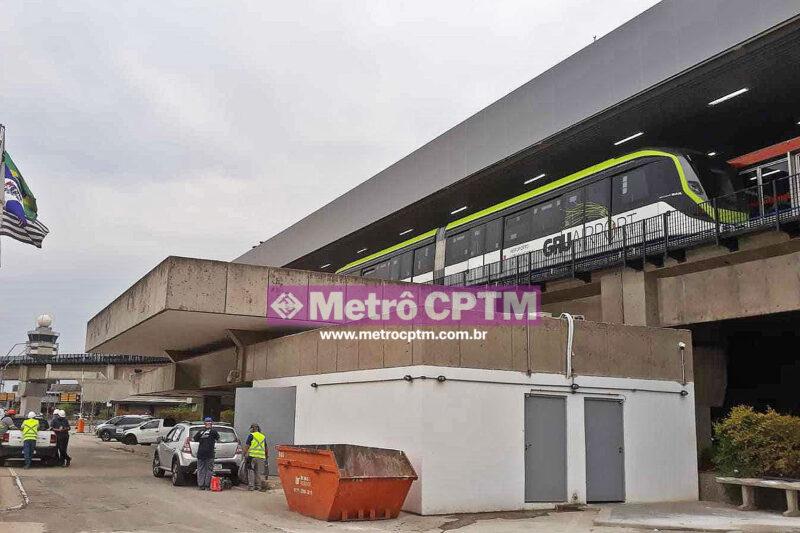 O Aeromovel em sua primeira viagem até o Terminal 2 de Guarulhos