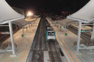 Série 4000 na Estaçaõ Maracanã (Rogério Santana)