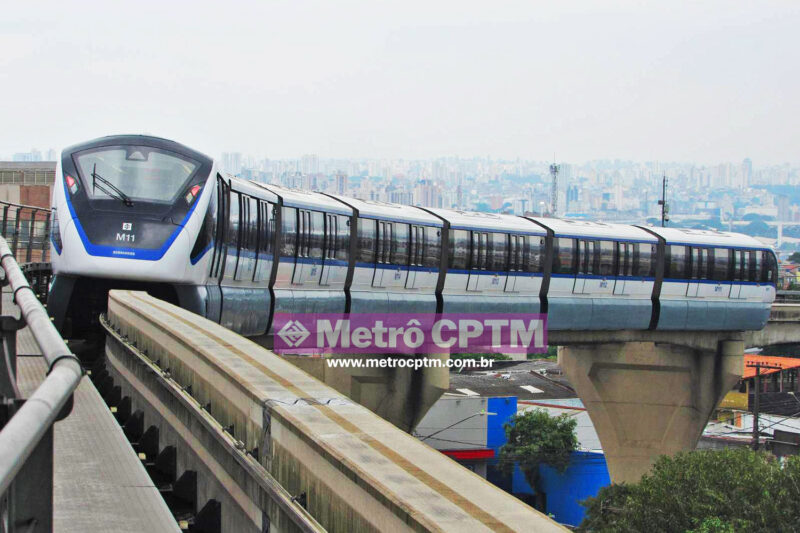 Trem da Linha 15-Prata do Metrô (Jean Carlos)